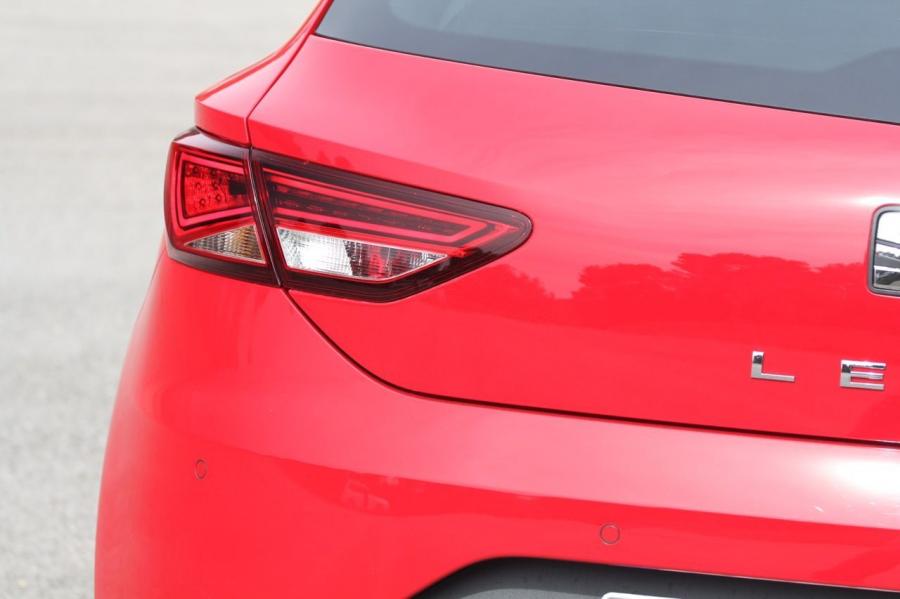  Seat Leon SC 2013 года  (фото 10 из 52)
